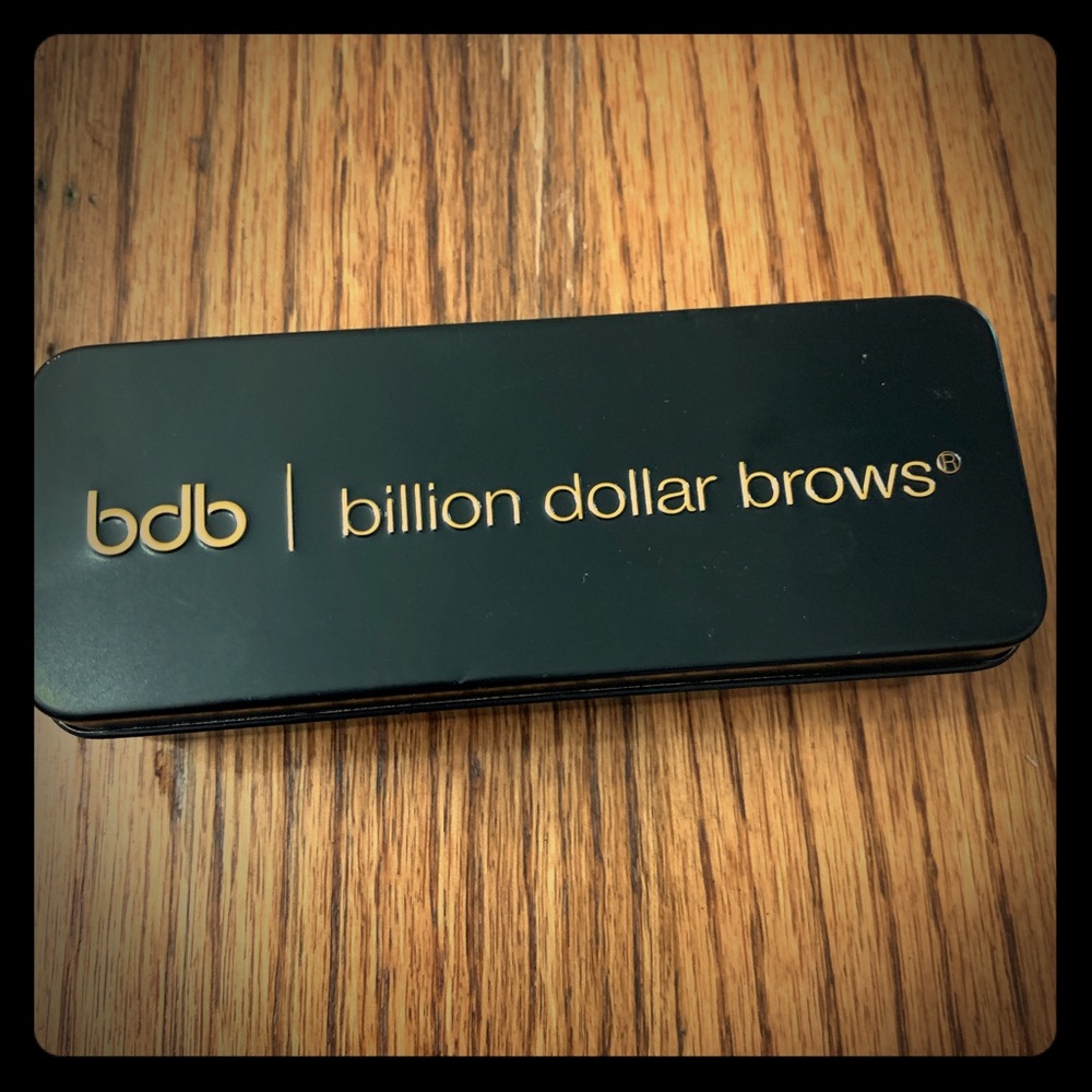 Billion Dollar Brows Blonde